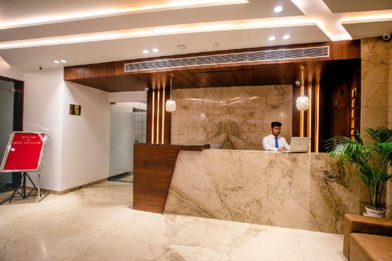 Hotel Ten Square, India Agra  Bagian luar foto